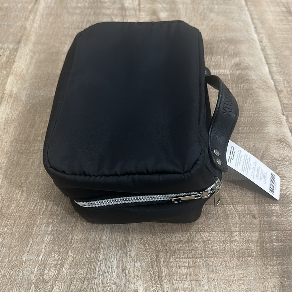 NUDESTIX Hanging Cosmetic Case - NWT